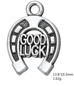 Good Luck Horseshoe Necklace Jewelry